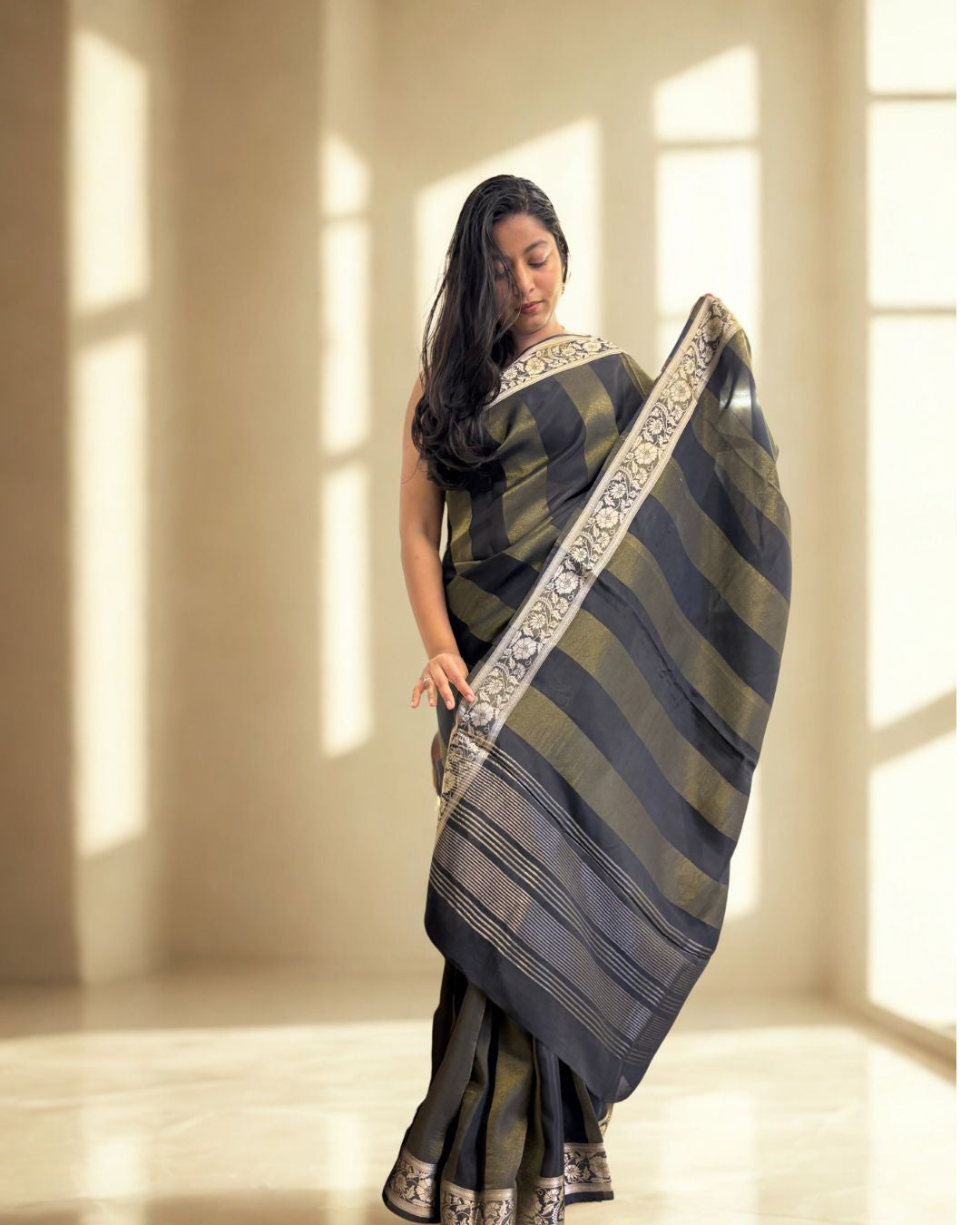 Soft silk with contrast butti work blouse+D6