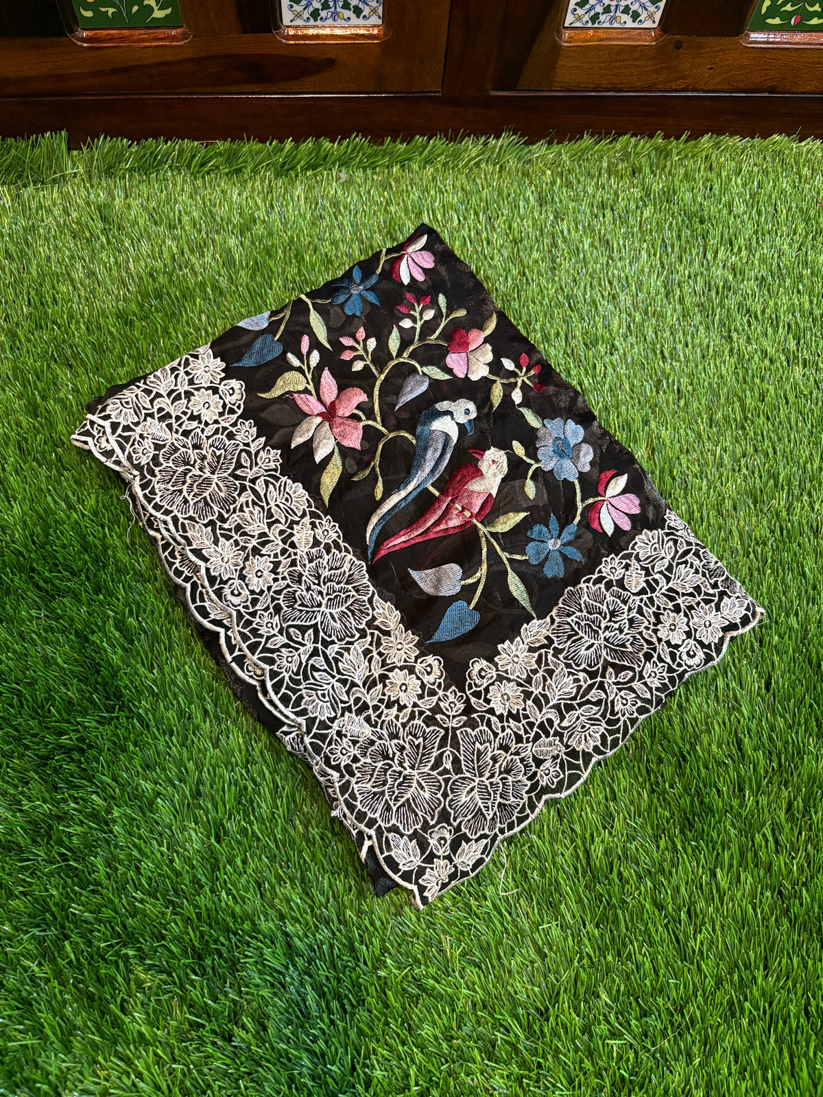 Emerald Tissue Frendy Saree with Floral & Parrot Design Border, Printed Pallu & Delicate Lace Border