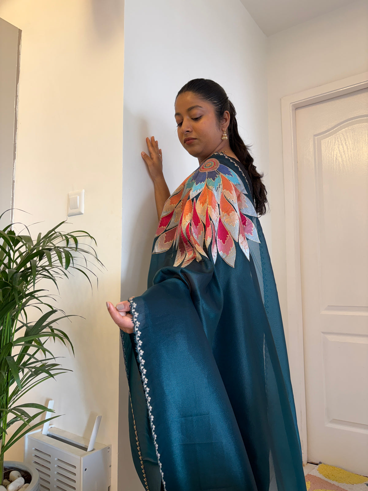 Tissue korean machine work (premium) with statement pallu shoulder design