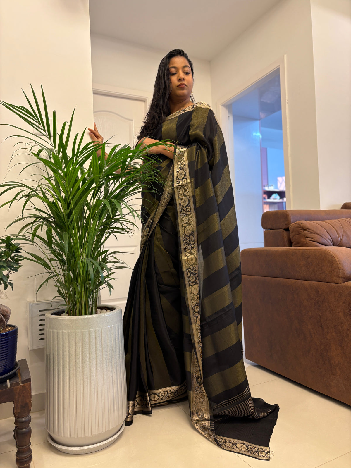 Soft silk with contrast butti work blouse+D6