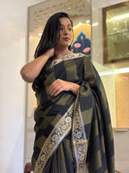 Soft silk with contrast butti work blouse+D6