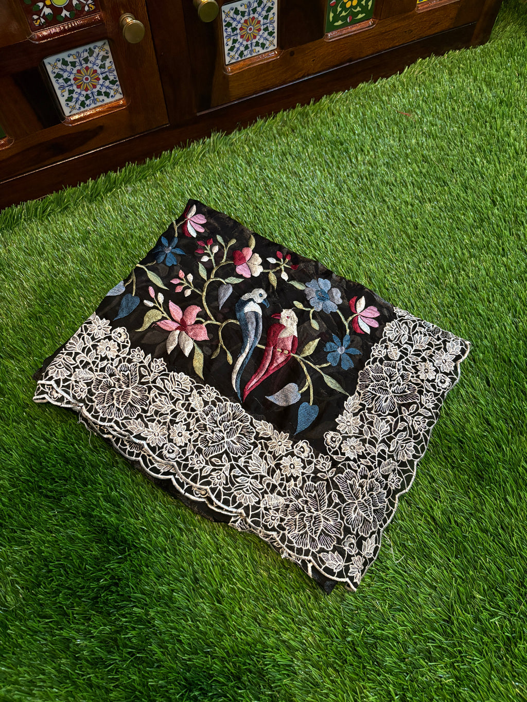 Emerald Tissue Frendy Saree with Floral & Parrot Design Border, Printed Pallu & Delicate Lace Border
